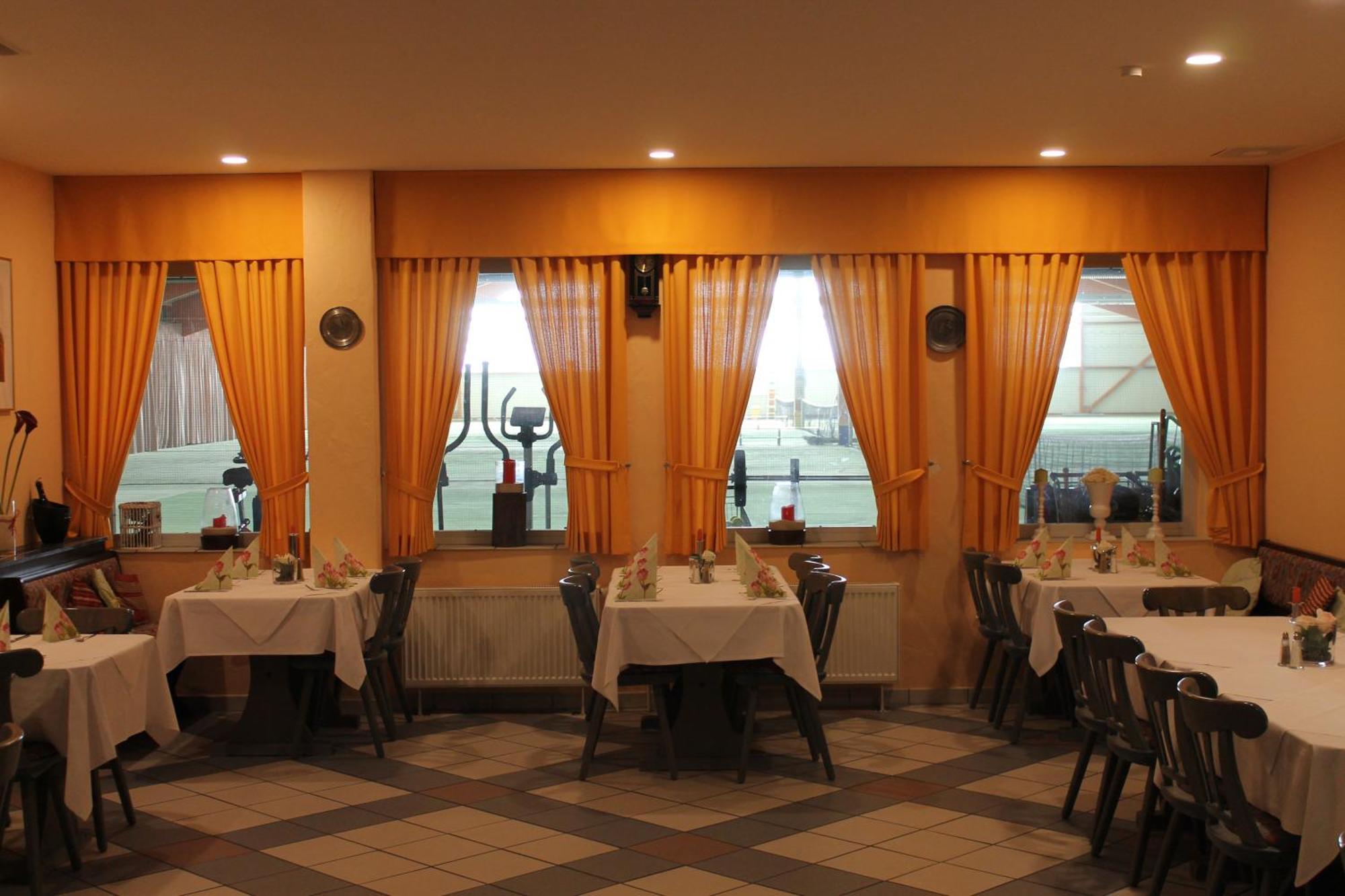 האטינגן Toto'S Gasthaus מראה חיצוני תמונה