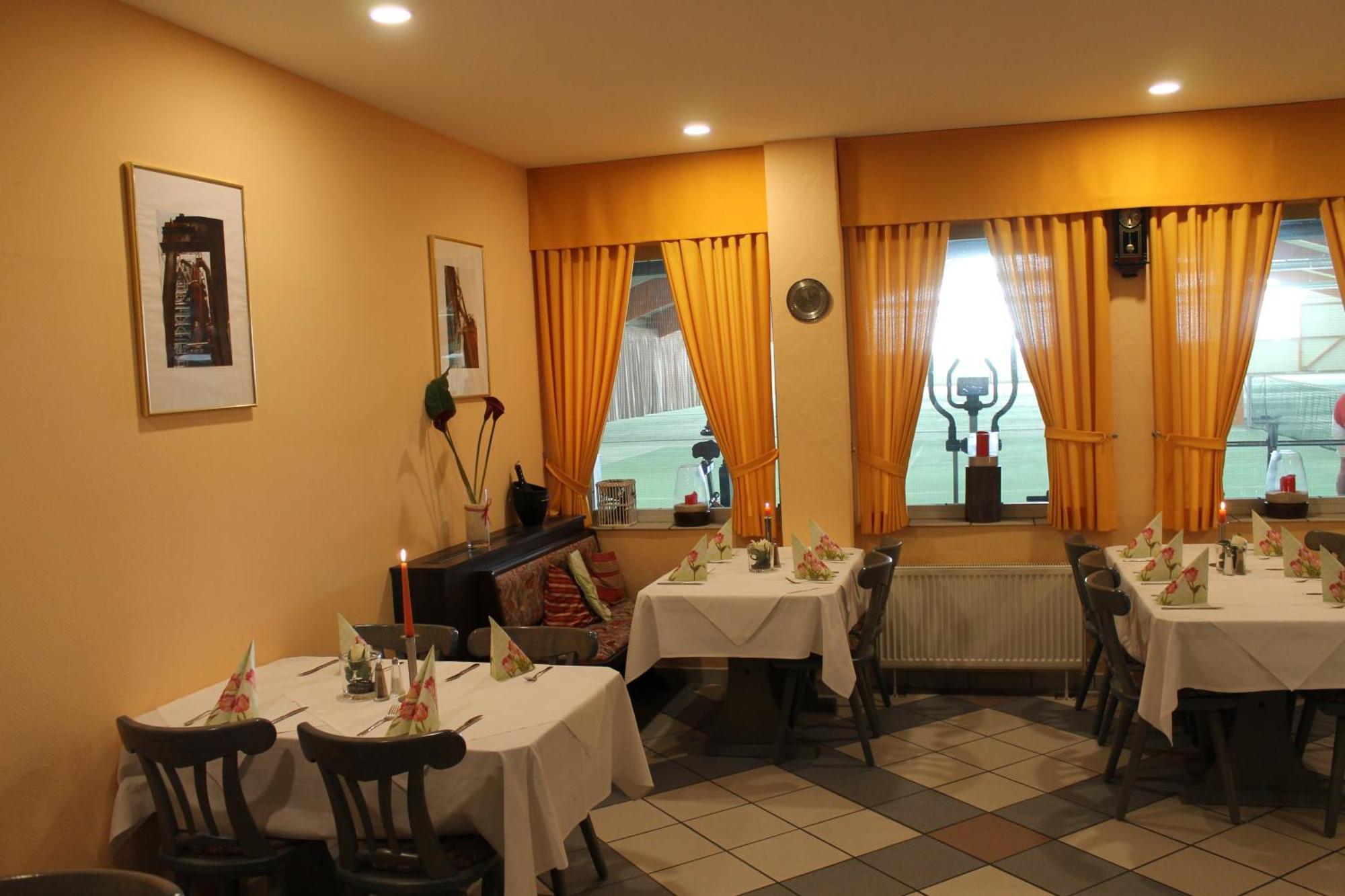 האטינגן Toto'S Gasthaus מראה חיצוני תמונה